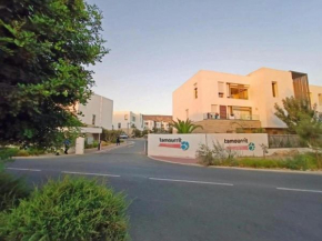 2 minutes walk to beach, pool and golf view,lovely appartment in Taghazoutbay Residence tamourit